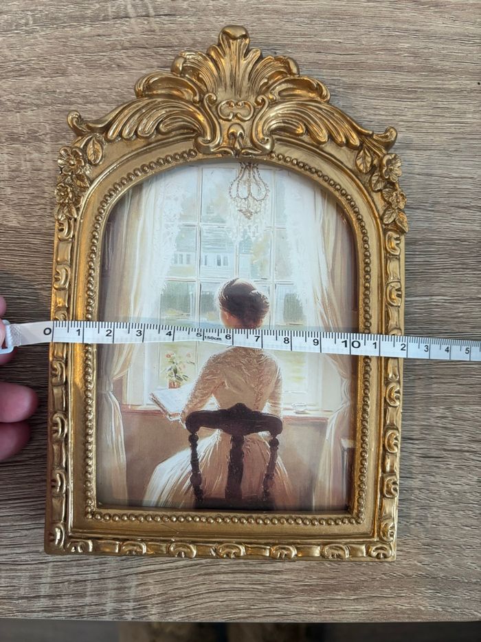 Cadre doré vintage avec illustration romantique – style ancien chic - photo numéro 6