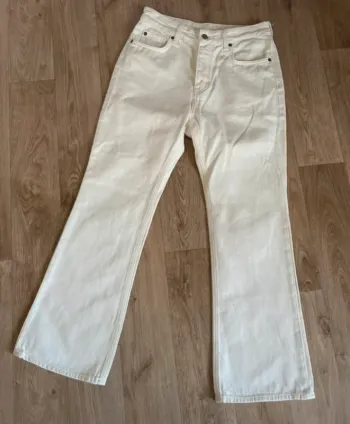 H&M, jean jambe évasé large  Blanc crème écru  femme, taille 38 neuf
