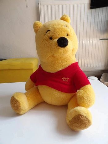Grande peluche Winnie l'ourson - 35 cm