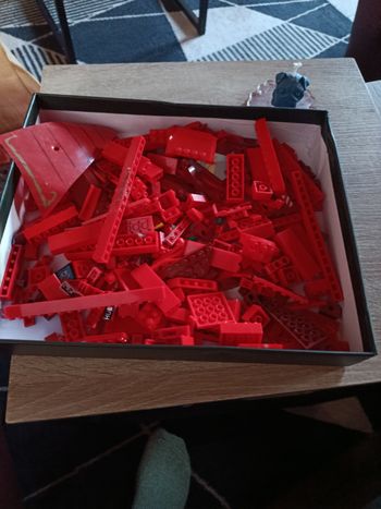 Diverses pièces lego rouge