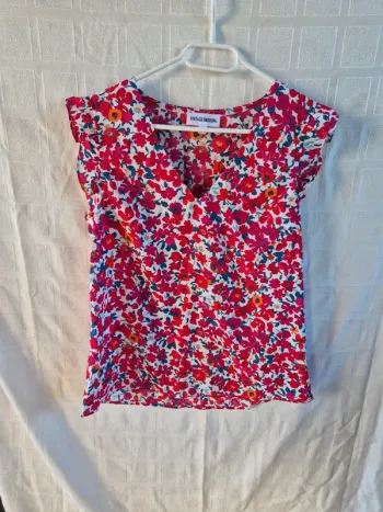 top fleuri taille 36/38