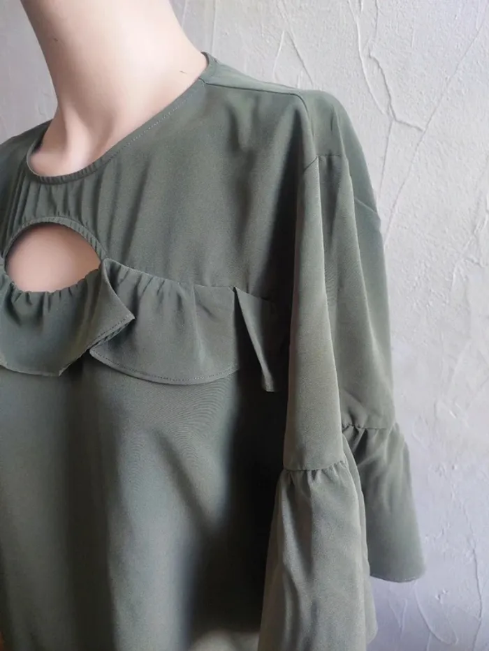 Robe olive à volants élégante - photo numéro 4