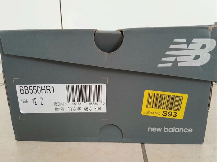 New Balance 550 HR1 blanc rouge noir P. 46.5 - photo numéro 8