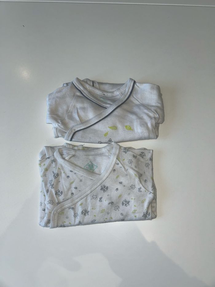 Lot de bodies 6 mois