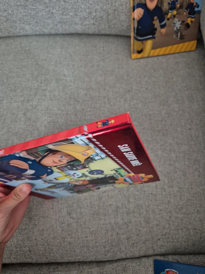 Livre Sam le pompier "sam sauve noël" - photo numéro 4