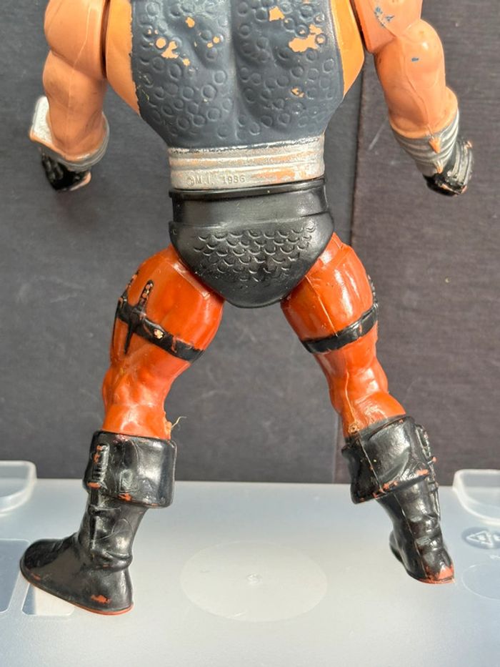 Figurine action figure vintage motu musclor he-man vintage Mattel 1986 blade - photo numéro 9