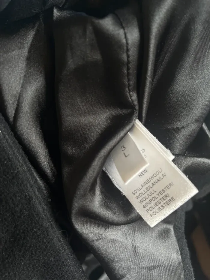 Manteau court noir DDP – laine & polyester, gros boutons, taille L - photo numéro 5