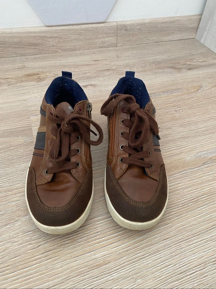Chaussures taille 32 wheeling - photo numéro 2