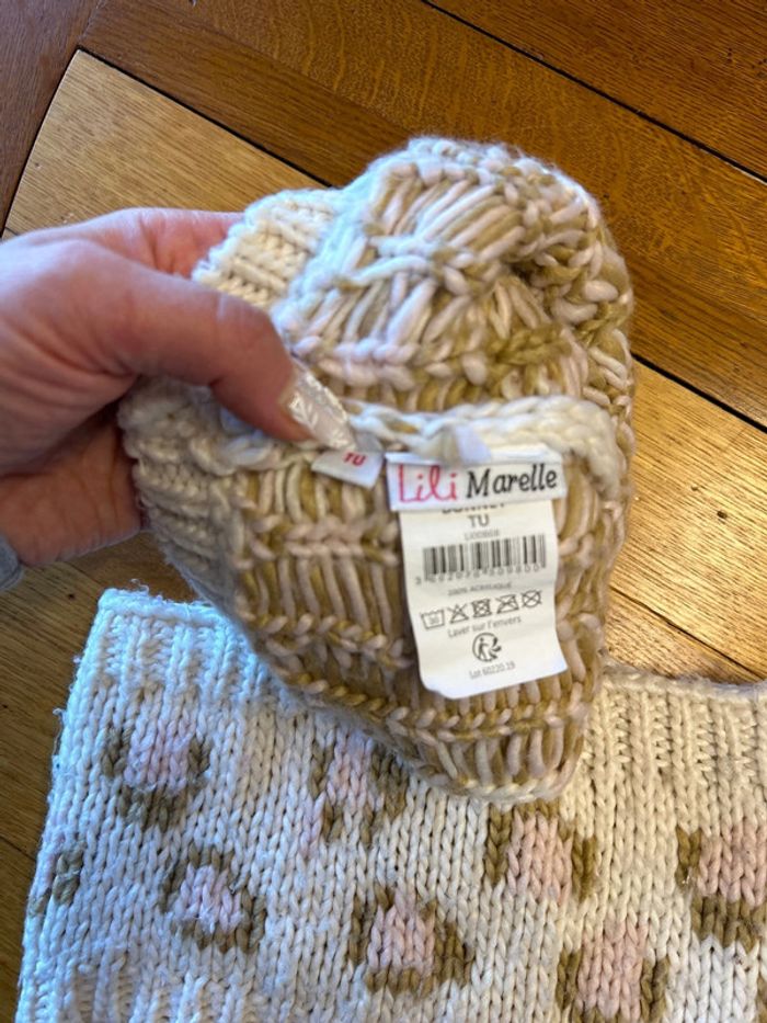 Bonnet et tours de cou bébé fille Lili Marrlle - photo numéro 3