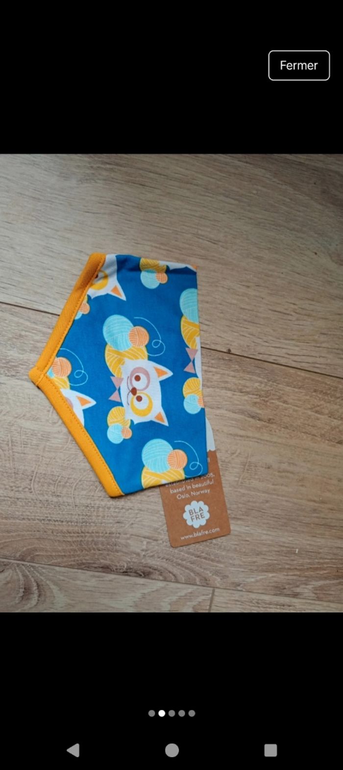 Bavoir bandana neuf - photo numéro 2