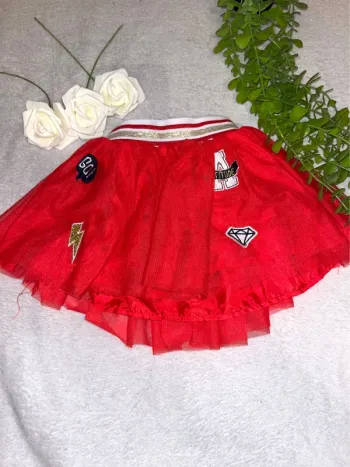 Très belle jupe pour petite fille