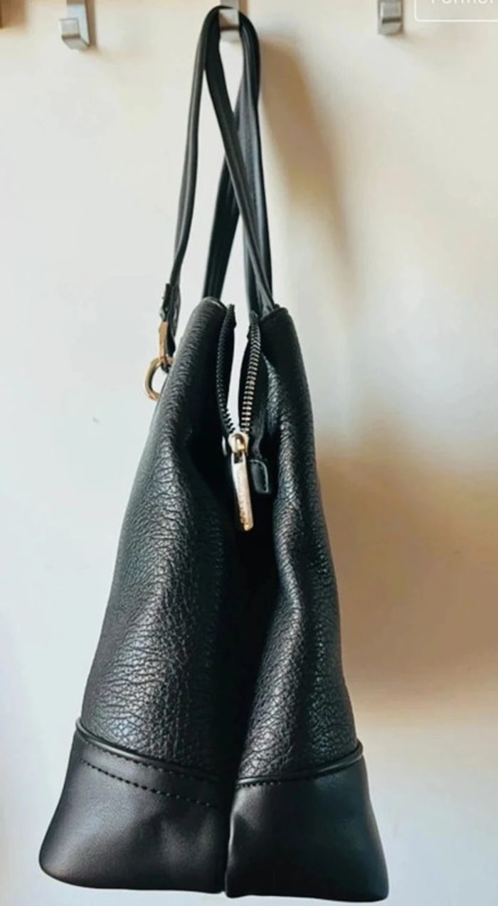 👜 sac à main fourre tout aspect cuir graine noir #davidjones - photo numéro 6