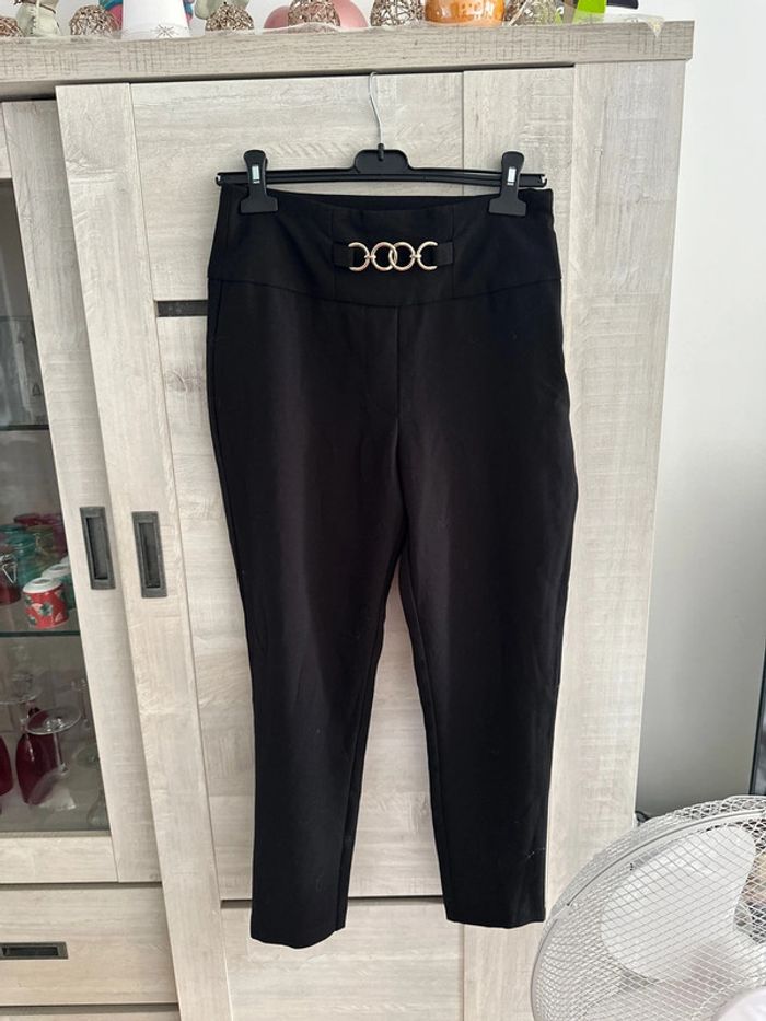 Pantalon noir la halle taille 36