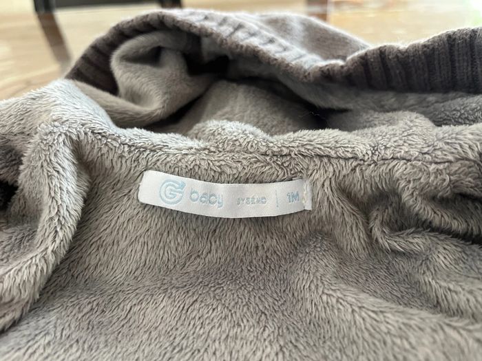 Gilet 1 mois - photo numéro 3