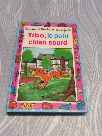 Livre première bibliothèque des enfants Tibo le petit chien sourd