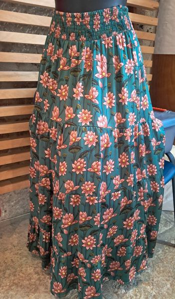 Md'M jupe longue été taille élastique T.42 neuve