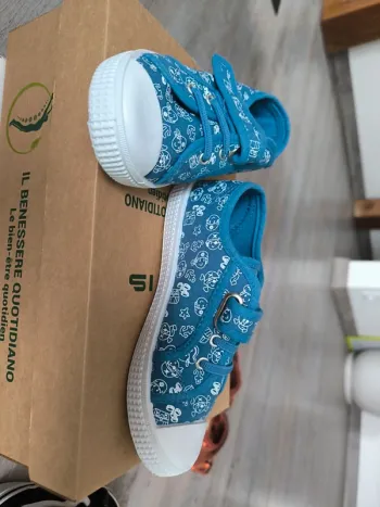 Baskets en toile
