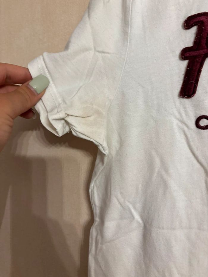 Ensemble jogging et tee shirt Hollister - photo numéro 5