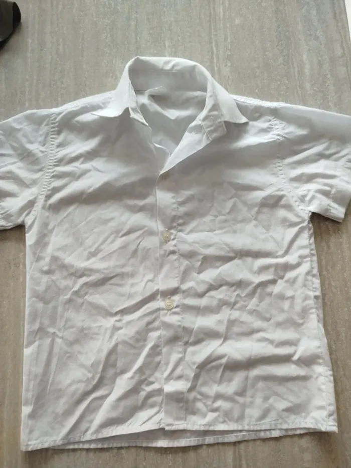 Lot 6 ans - 7 pièces - photo numéro 8