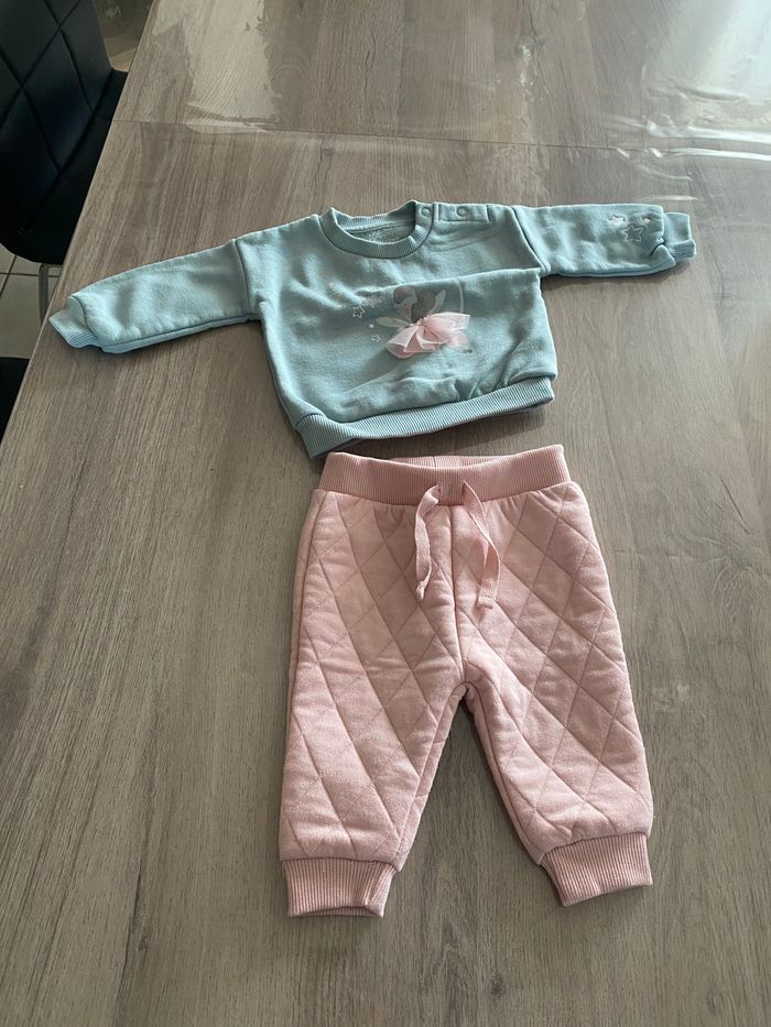 Ensemble fille 1 mois - photo numéro 4