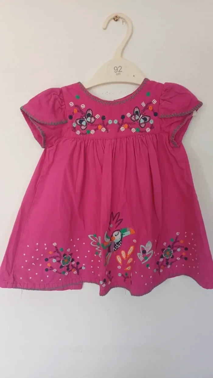 Robe rose DPAM 12 mois en très bon état