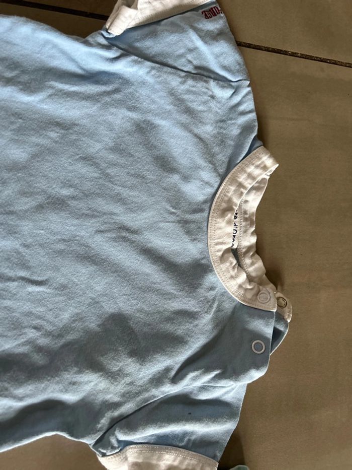 2 t shirt 12 mois - photo numéro 2