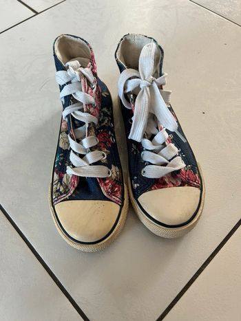 Chaussures en jean neuve