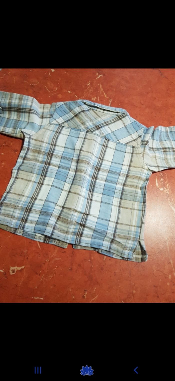 Chemise bébé taille 6 mois - photo numéro 2
