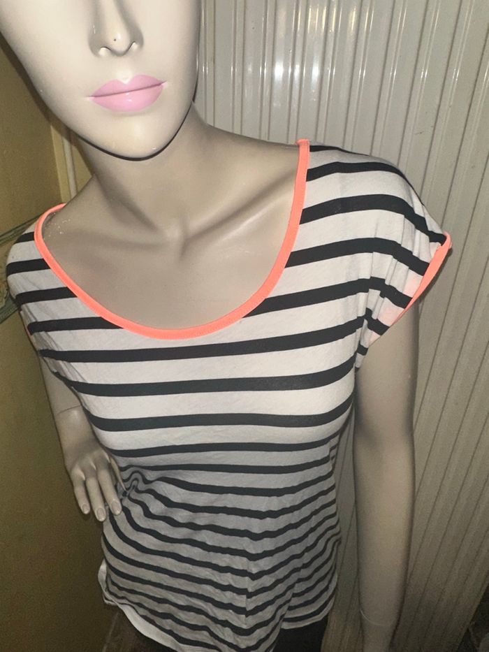 T-shirt cache cache - photo numéro 7