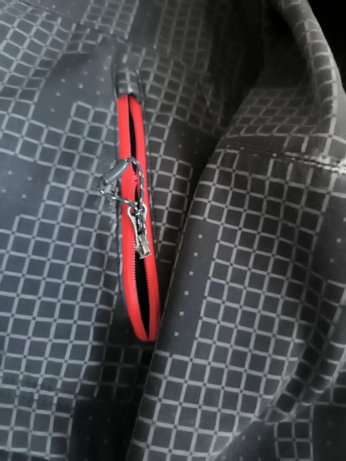 Veste imperméable..veste de pluie 8 ans - photo numéro 2