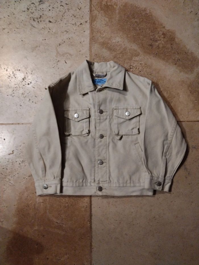 Blouson beige en 6 ans