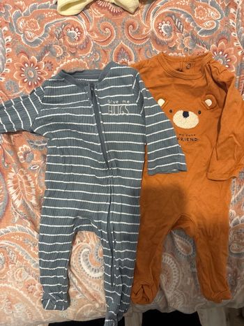 2 pyjama bébé 