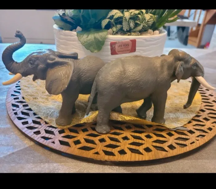 Lot de 2 éléphants schleich - photo numéro 2