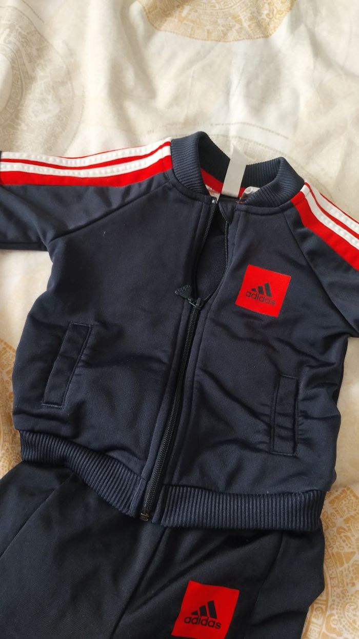 Ensemble survêtement bébé - photo numéro 3