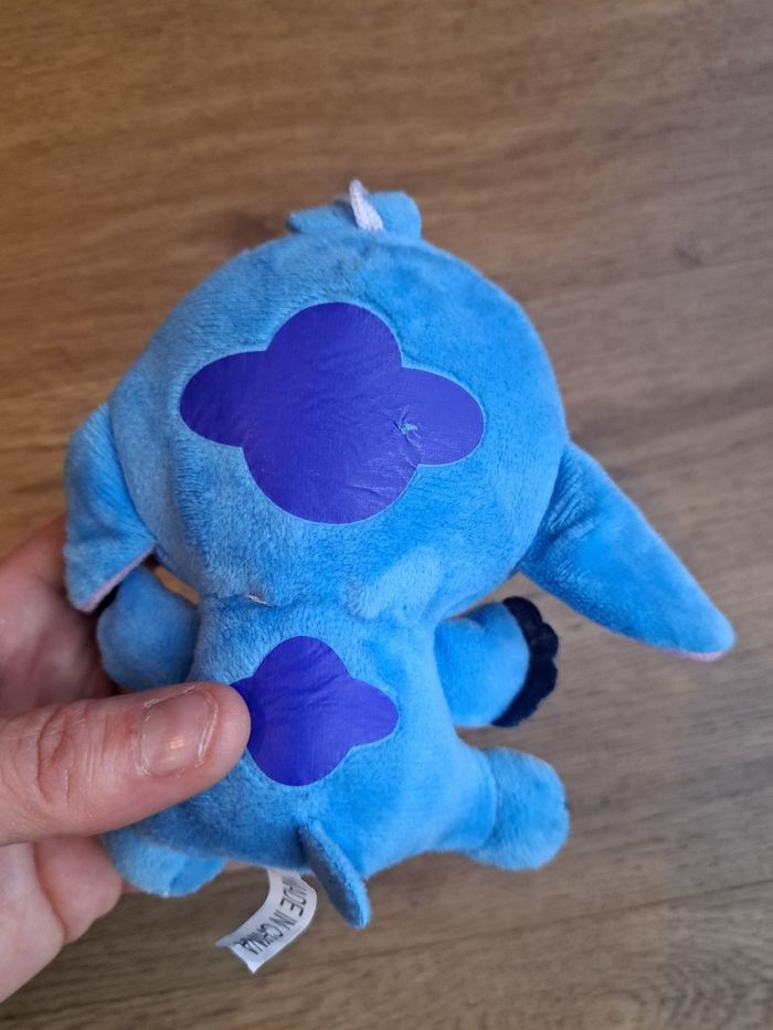 Porte clef stitch - photo numéro 2