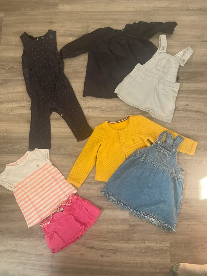 Lot 7 pièces 18-24 mois