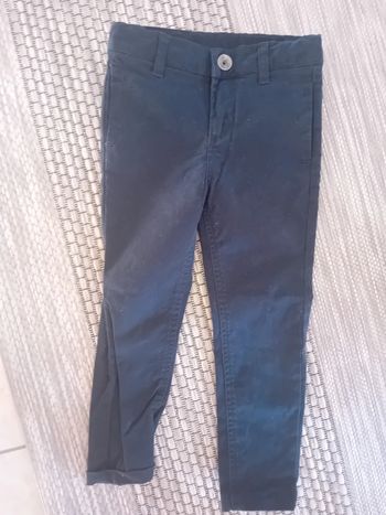 Pantalon 4/5 ans bleu marine