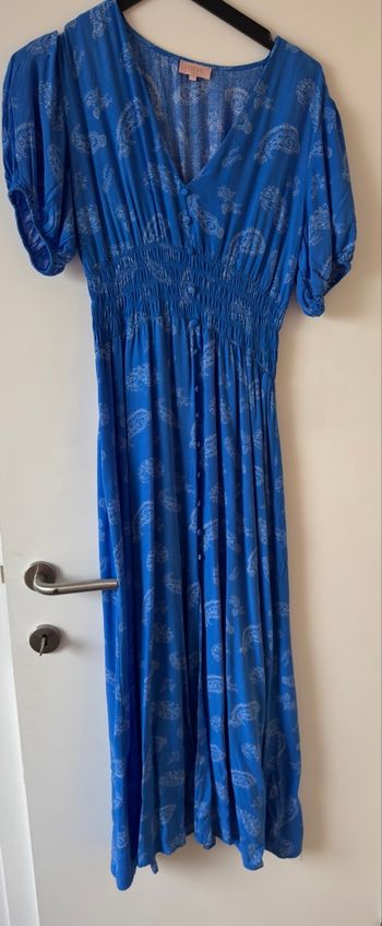 Superbe robe longue neuve