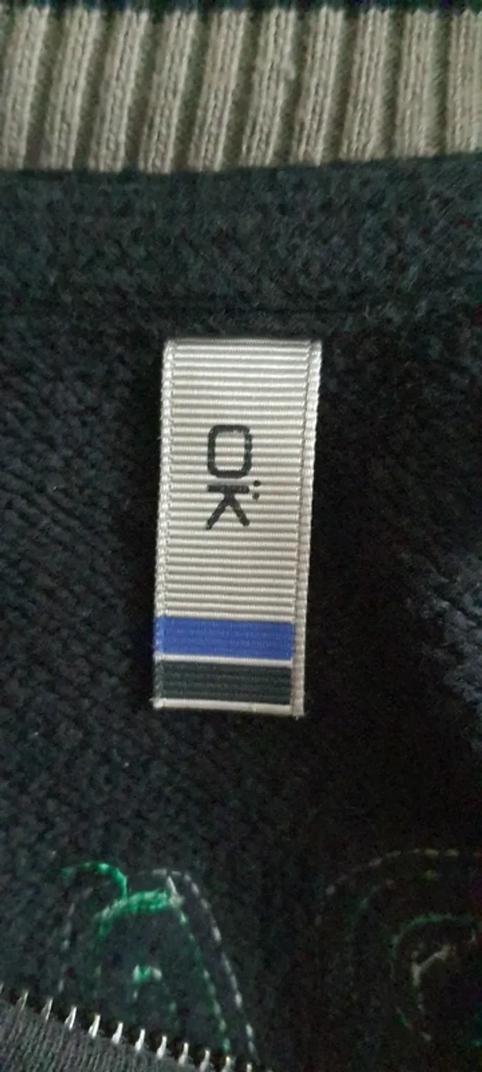 Gilet enfant "Okaidi" 8 ans - photo numéro 4