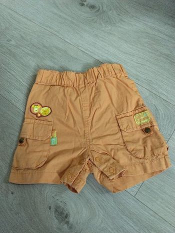 Short 6 mois