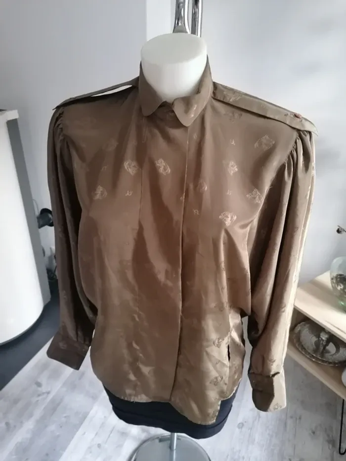 Chemise Inconnu (kaki), L / 40 / 12