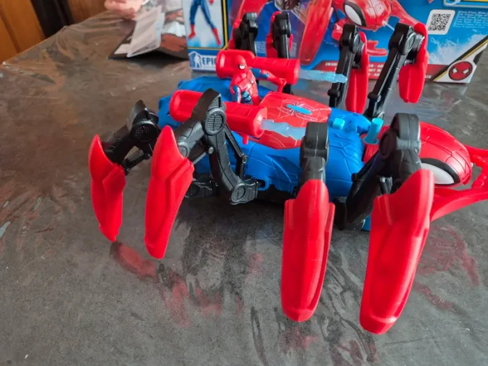 Voiture araignée Spiderman - photo numéro 9