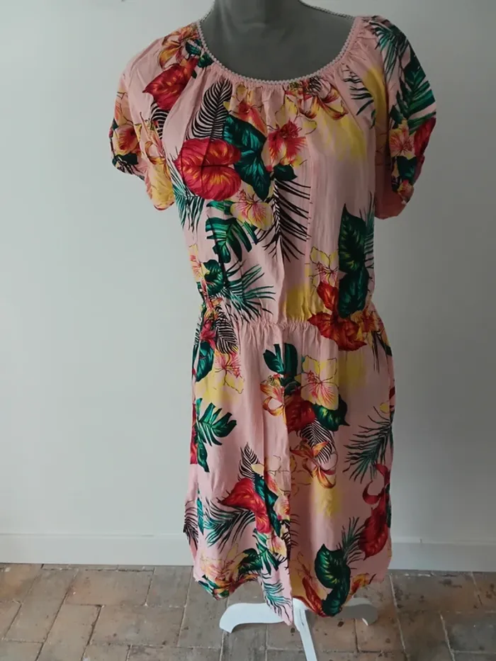 🌹robe d'été Taille unique 🌹