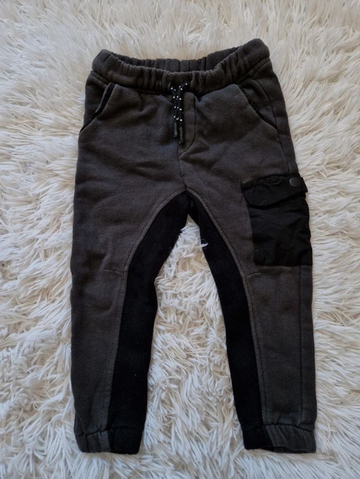 Pantalon Zara