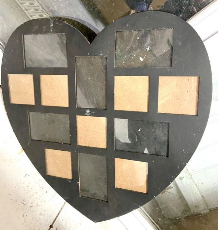 Grand cadre coeur noir