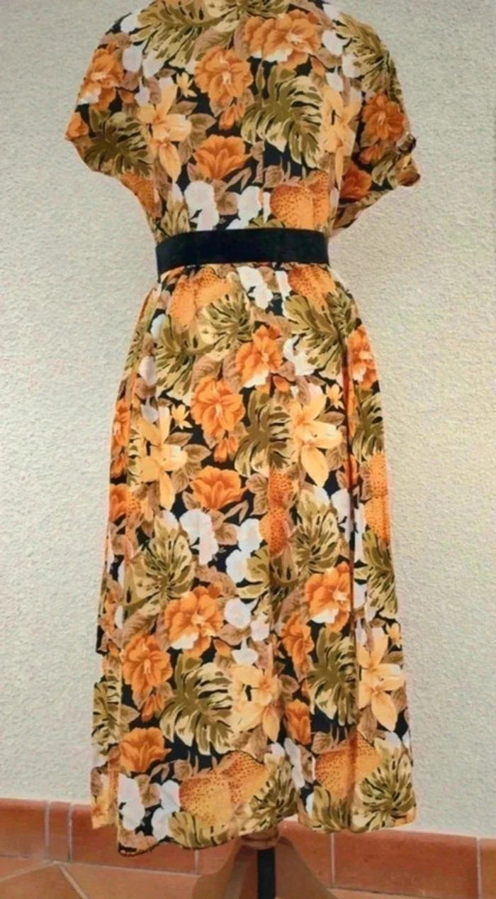 40 € Robe d'été à fleurs vintage - photo numéro 2
