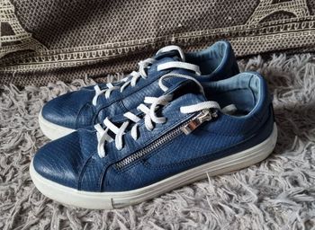 Basket en cuir Bréal marine 39