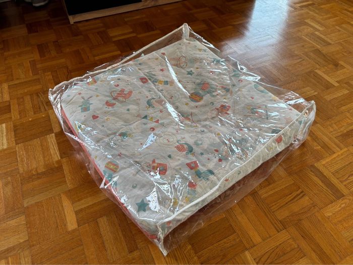 Tapis Tineo 120 cm x 120 cm parfait état - photo numéro 7