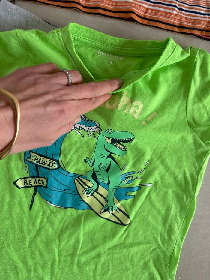 Lot 5 ans vêtements garçon pulls, t-shirt, polo - photo numéro 4