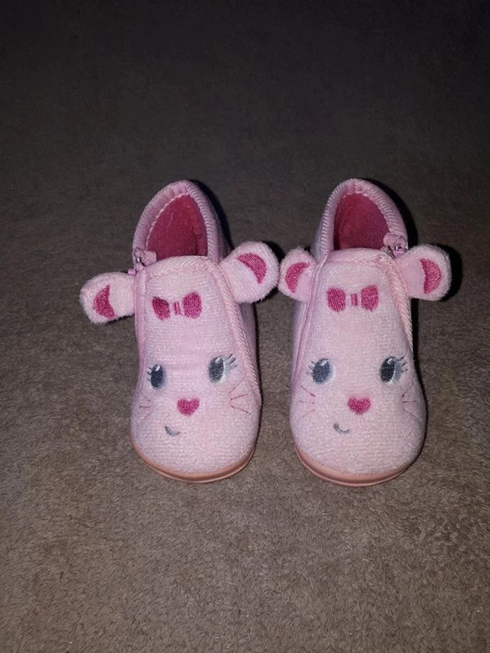 Chaussons bébé 18